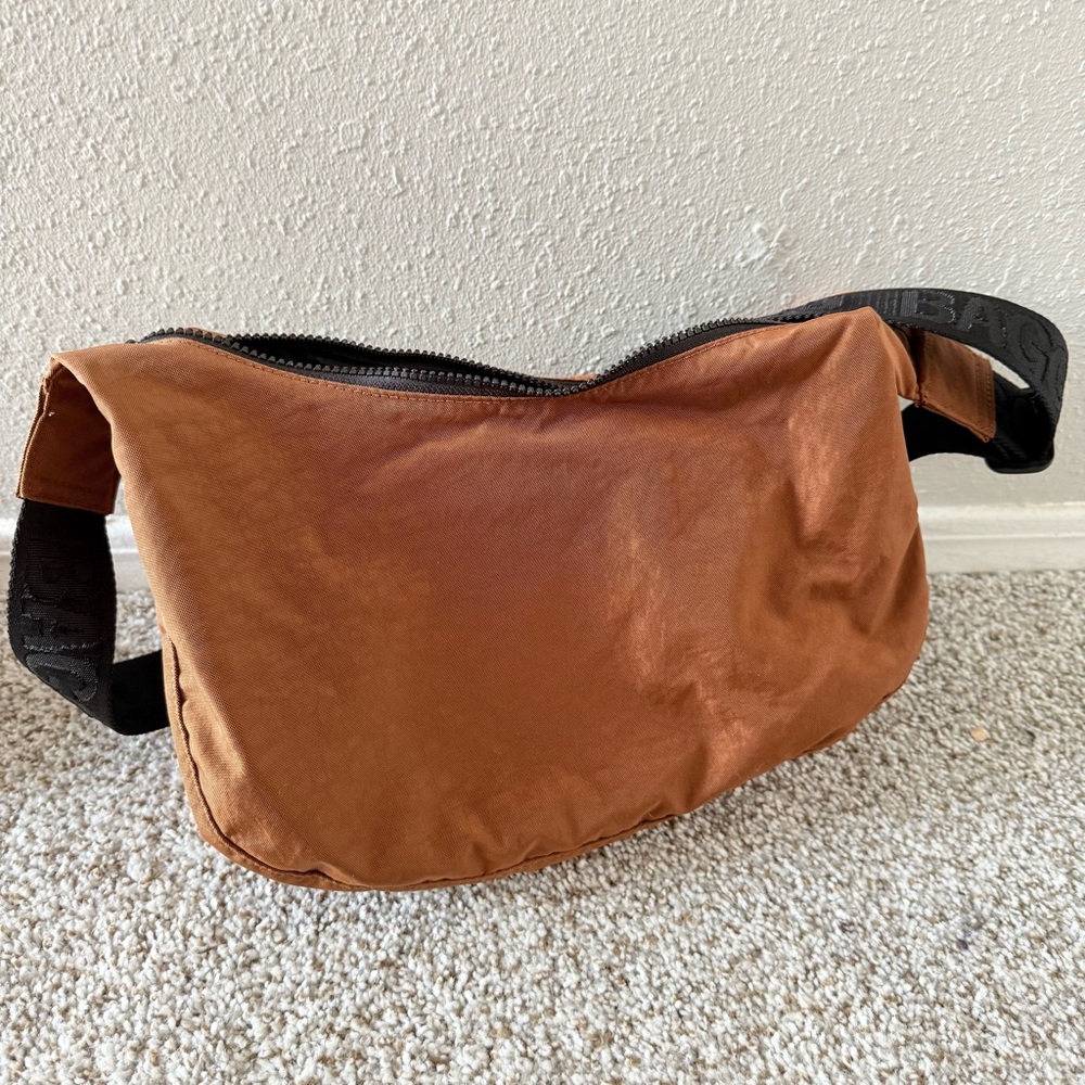 Brown Medium Crescent Baggu